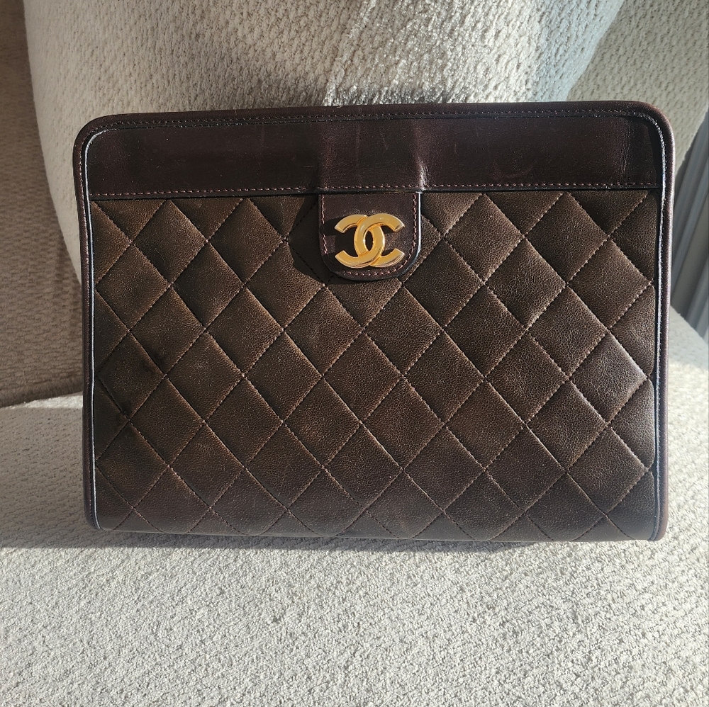 Chanel Vintage 100% AUTHENTIC